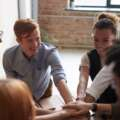 Coaching d’équipe et CODIR : comment renforcer la cohésion, la confiance et l’alignement stratégique